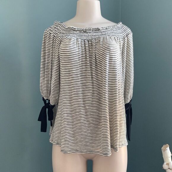Altar’d State Smocked Black and Taupe Striped Half Bow Sleeves Top Size Medium - Picture 1 of 8